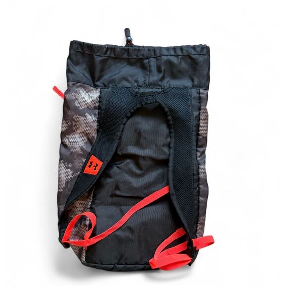 Under Armour Trance Sackpack Gym Drawstring Haversack Tote Soccer Basketball Bag - Picture 2 of 2